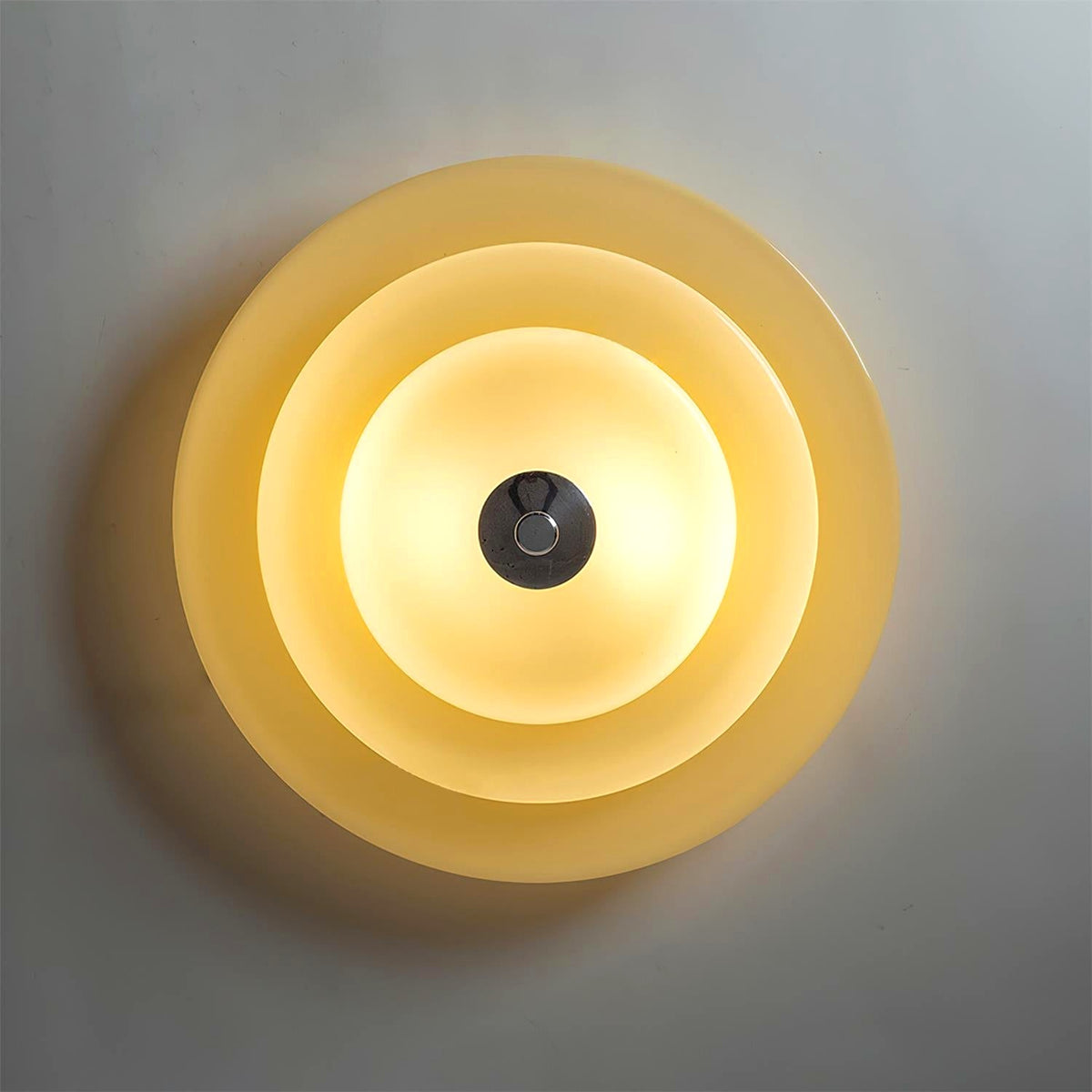 Vue de dessous avec l'éclairage LED blanc chaud allumé